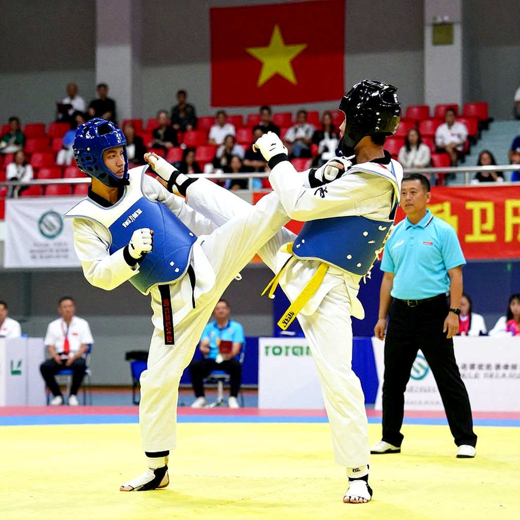 Khi bản phân tích võ thuật bỏ trống mọi thông số: Hồi chuông cảnh tỉnh cho truyền thông thể thao Việt Nam Khi bản phân tích võ thuật bỏ trống mọi thông số: Hồi chuông cảnh tỉnh cho truyền thông thể thao Việt Nam