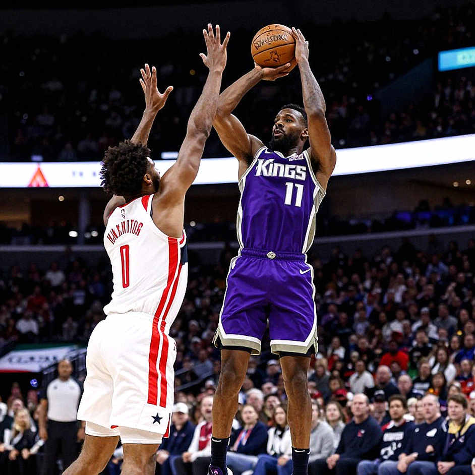 Thomas Walkup chính thức ký 3 năm với Dubai Basketball: Bồi thường 2,6 triệu USD cho Olympiacos Thomas Walkup chính thức ký 3 năm với Dubai Basketball: Bồi thường 2,6 triệu USD cho Olympiacos