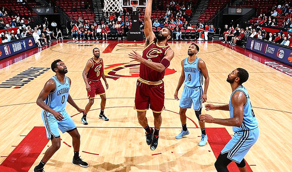 Tại sao Grizzlies trả AJ Johnson để có Jordan Hawkins? Đòn thanh lý tài chính ẩn trong vụ đổi kèo tưởng 'vô hại' Tại sao Grizzlies trả AJ Johnson để có Jordan Hawkins? Đòn thanh lý tài chính ẩn trong vụ đổi kèo tưởng 'vô hại'